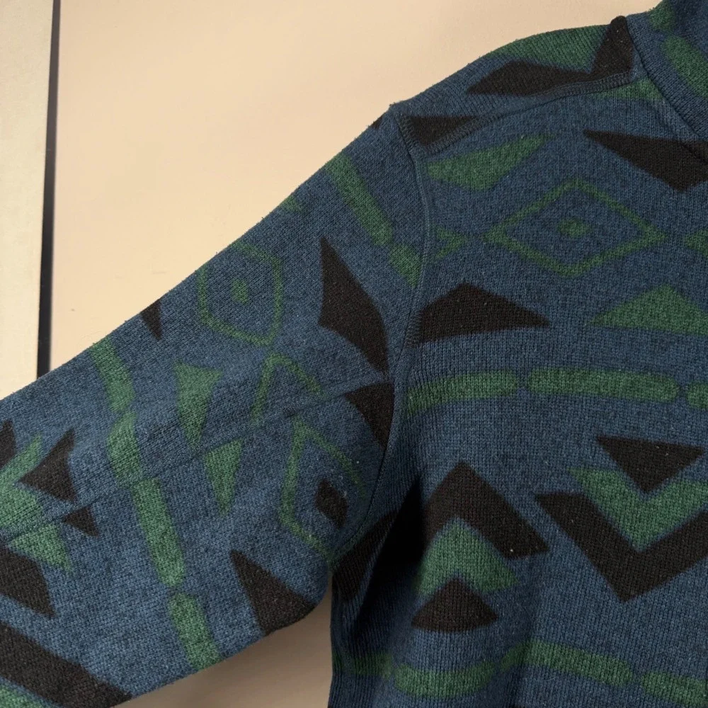 The North Face Mens Gordon Lyons 1/4 Zip Fleece Aztec Blue Green NF0A3YRB Small